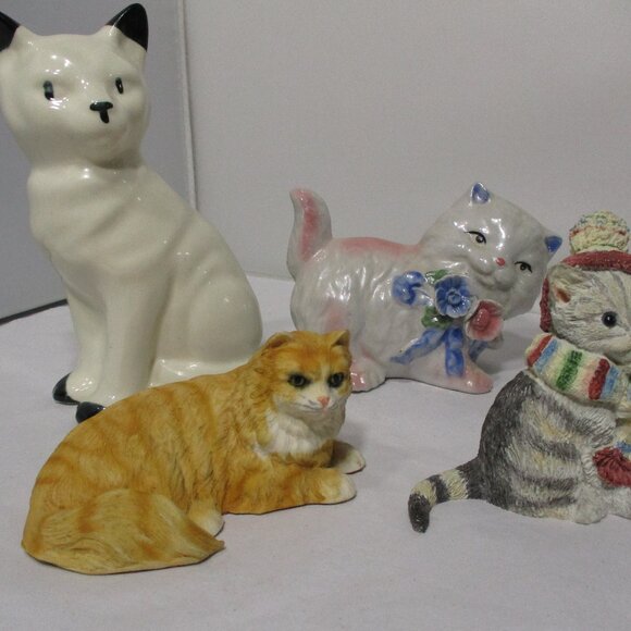 Mixed Lot of 4 Cat Kitten Collectible Figures Figurines - Picture 3 of 8
